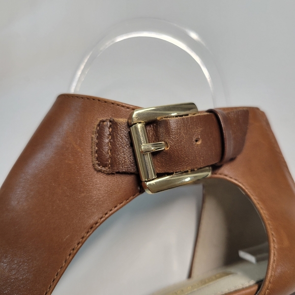 Louise et Cie NWT  Heels - Picture 6 of 8